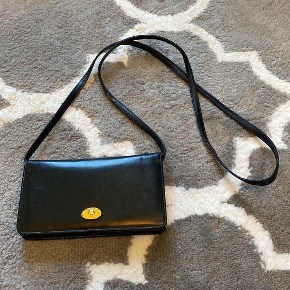 Vintage Etienne Aigner Leather Strapped Wallet - Picture 1 of 16
